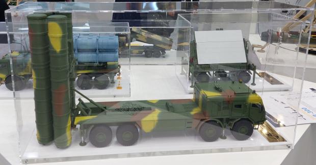 Макет пускової СД-300 був вперше представлений на виставці "Зброя та Безпека-2021"