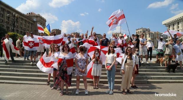 У Києві відбулась акція пам'яті білоруського добровольця-медика Миколи Іліна, який загинув на Донбасі