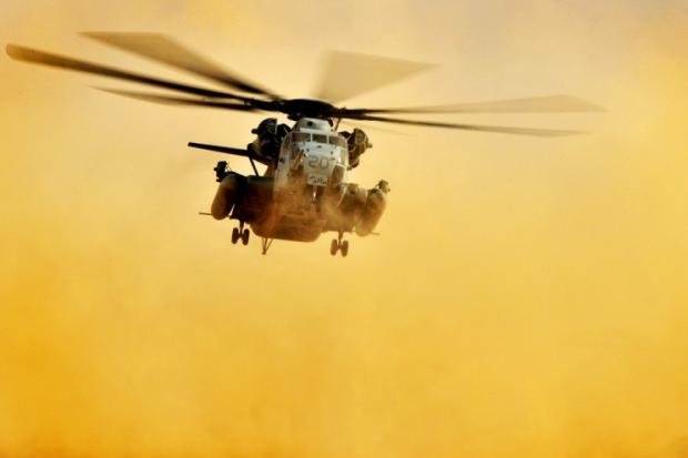 Військовий гелікоптер США заледве не вби…