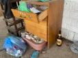 Пиво, сигарети і дихлофос: Мережу шокували кадри з дитячого оздоровчого табору в Одесі (фото)