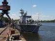 У Миколаєві після докового ремонту спустили на воду військові кораблі ВМСУ 