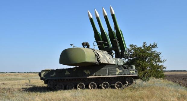 ЗРК "Бук-М1" Збройних сил України. Йому теж потрібні клістрони
