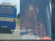 Забрав телефон, бо сіли не в його автобус: У Рівненській області водій маршрутки через 40 грн помстився пасажирам