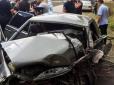 Краще б сиділи вдома: У Вірменії розбився автомобіль з російськими військовими