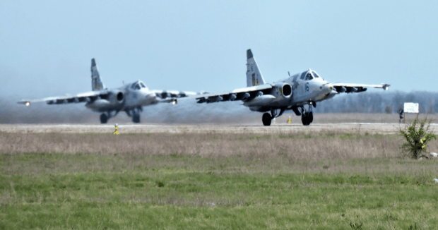 Штурмовики Су-25 ПС ЗСУ. Фото: 299 бригада тактичної авіації. Квітень 2020