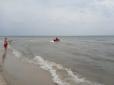 Страшна трагедія на Херсонщині: Під час відпочинку на морі втопився 8-річний хлопчик. Його батько зник