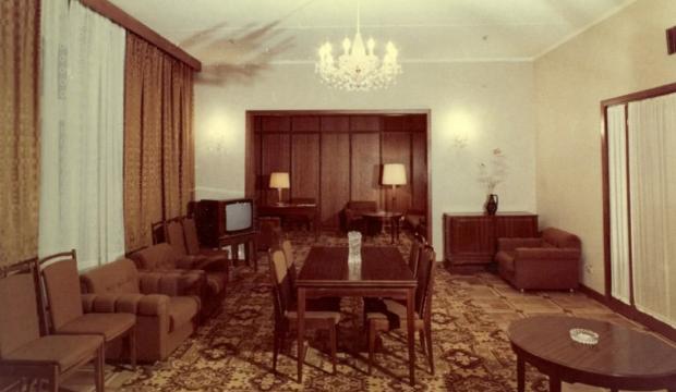 Готелі в СРСР: хамське ставлення, заборона для неодружених та інші жахи