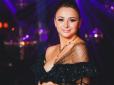 Хейтерам назло: Ілона Гвоздьова розвеселила мережу відео про свої маленькі груди