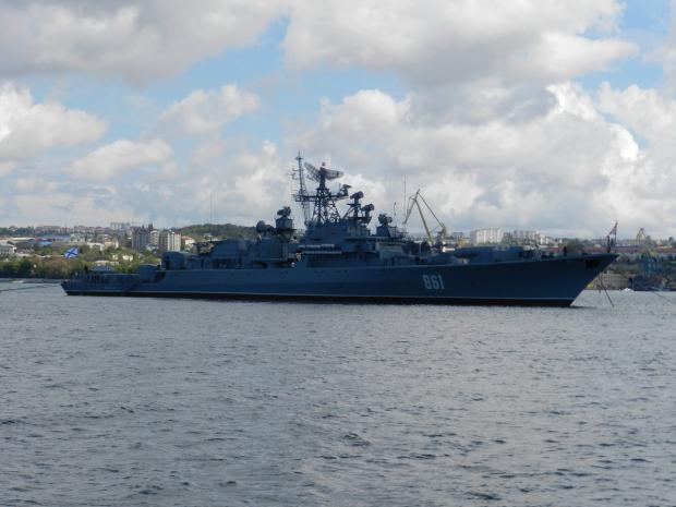 Сторожовий корабель Чорноморського флоту РФ "Ладный", що належить до проекту 1135, фото ілюстративне