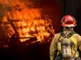 Є жертва: У Польщі сталася потужна пожежа у хостелі, де мешкали працівники з України