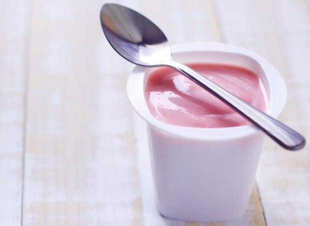 В ароматизированном йогурті ховається велика кількість цукру