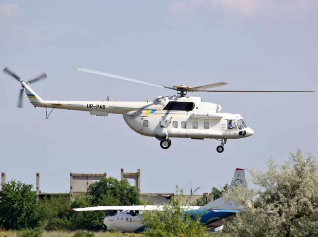 Багатоцільовий гелікоптер Мі-8 зі складу Державного авіаційного підприємства «Україна»