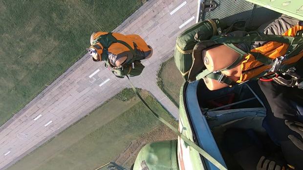 Почались випробування вітчизняних парашутних рятувальних систем. Випробування українських парашутних рятувальних систем. Фото: ДНДІ ВС ОВТ
