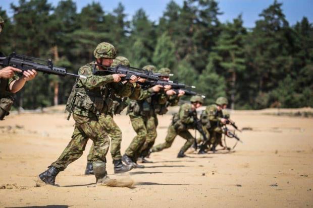 Армія Литви передасть прикордонній службі 200 автоматів G36. Литовські військовослужбовці. Фото: Міноборони Литви