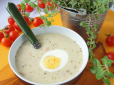 Чудово зігріває восени та взимку: Рецепт смачного та незвичного супу із шинкою та хроном