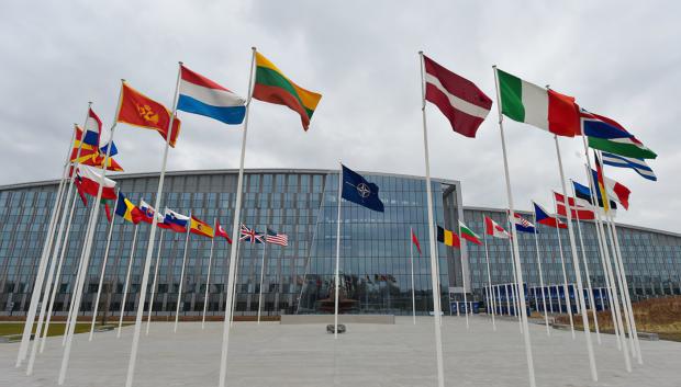 Прапори країн членів НАТО
