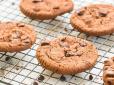 Готується за 15 хвилин: Рецепт хрусткого шоколадного печива від Тетяни Литвинової