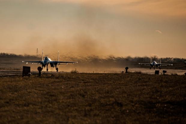 Пара винищувачів Су-27 Повітряних Сил, що прикривали небо над "Широким ланом", фото - прес-служба Генерального штабу ЗСУ