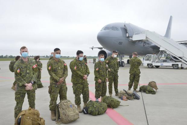 Військовослужбовці збройних сил Канади, що у червні 2020 року прибули до України для участі в місії UNIFIER, фото з відкритих джерел
