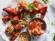 Родина буде у захваті: Рецепт апетитних курячих крилець із соусом у азійському стилі