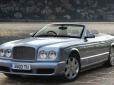 Красунчик початку 2000-х: В Україні помітили рідкісний кабріолет Bentley Azure (фото)