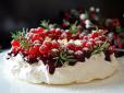 Справжній смак свята: Дружина Комарова поділилася рецептом пирога 