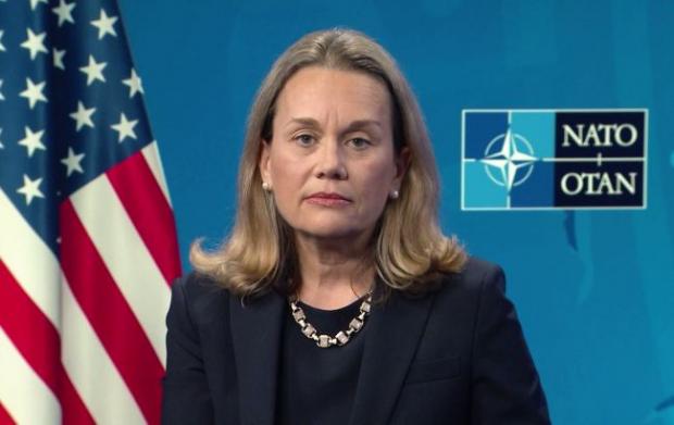 Постійний представник США в НАТО Джуліанна Сміт 