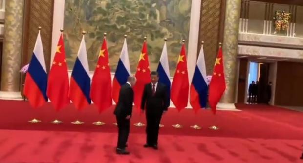 Владімір Путін та Сі Цзіньпін під час зустрічі у Пекіні 4 лютого