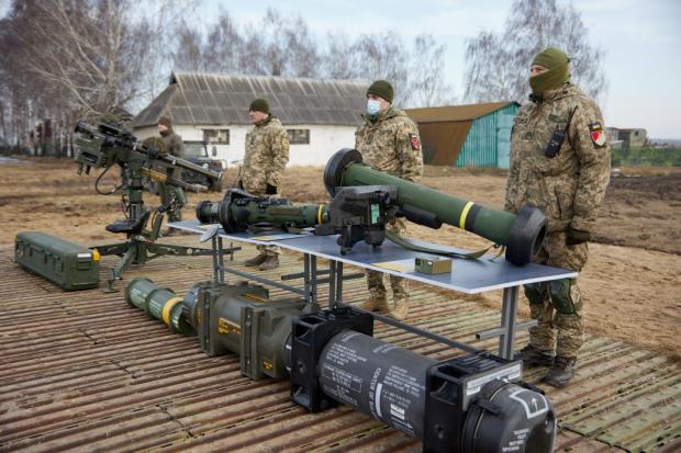Експозиція озброєння, яке ЗСУ отримали від партнерів по НАТО. Зліва - турель ПЗРК FIM-92 Stinger DMS, отриманого від Литви, фото - Офіс Президента України