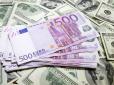 Готуються до санкцій: Росія тоннами завозить євро та долари