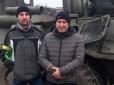 Україна переможе! Двоє залізничників під Сумами голими руками захопили ворожий БТР та двох окупантів