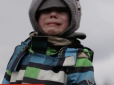 Це розриває серце: Світ вразили кадри з 5-річним хлопчиком з України на кордоні з Польщею