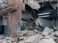 Російські окупанти розбомбили будівельний комбінат у Миколаївській області (фото, відео)