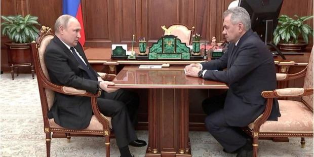 Володимир Путін та Сергій Шойгу. Фото: Reuters.