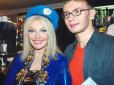 Син Повалій закликає зупинити війну в Україні, поки його мати танцює в РФ