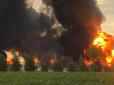 Ракетний удар по Дніпропетровщині: Окупанти зруйнували нафтобазу, люди отримали опіки