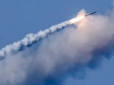 Ворог лютує: РФ ударила ракетами по ангарах на Одещині та острову Зміїний