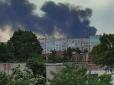 Окупанти запевняють, що це горить селітра: Біля Нової Каховки вибухнув склад російських боєприпасів