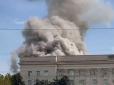 У Херсоні пролунали вибухи: Над судом, де сиділо керівництво окупантів, здійнявся дим