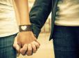 Щасливі тримаються за руки: ТОП-10 звичок щасливих пар від відомого психіатра