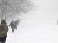 Народний синоптик попередив українців про сильні снігопади та зливи: Коли очікувати