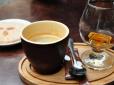 Підступність кави, чаю та алкоголю: Компонент популярних напоїв може спричинити тромбоз
