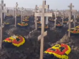 За два тижні - десятки нових могил: У Росії продовжує розростатися кладовище найманців ПВК 