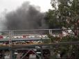 Стіна чорного диму: У Ростові-на-Дону спалахнула пожежа на відомому заводі