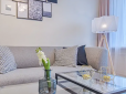 Ваші меблі будуть як нові: Ефективний трюк, як очистити тканинний диван від будь-яких плям