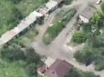 У окупантів не було шансів: У мережі показали відео потужного удару бомбами JDAM по командному пункту РФ на Донеччині