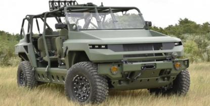 Hummer показали новий військовий позашляховик