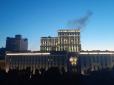 Москву вночі атакували безпілотники: Над будівлею Міноборони РФ піднімається дим, вражено відомий бізнес-центр