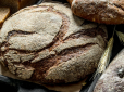 Як зберігати хліб влітку, щоб не запліснявів - корисні лайфхаки