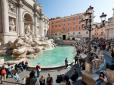 Через вандалізм відвідувачів: У Римі заборонять публіці наближатись до культового туристичного об'єкту